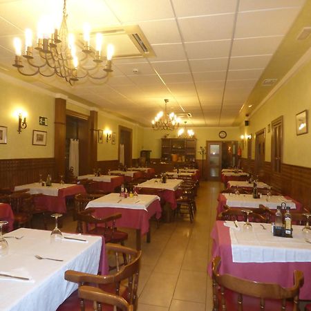 Hostal La Perdiz Sonseca ภายนอก รูปภาพ
