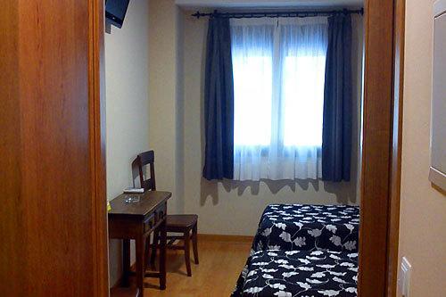 Hostal La Perdiz Sonseca ภายนอก รูปภาพ