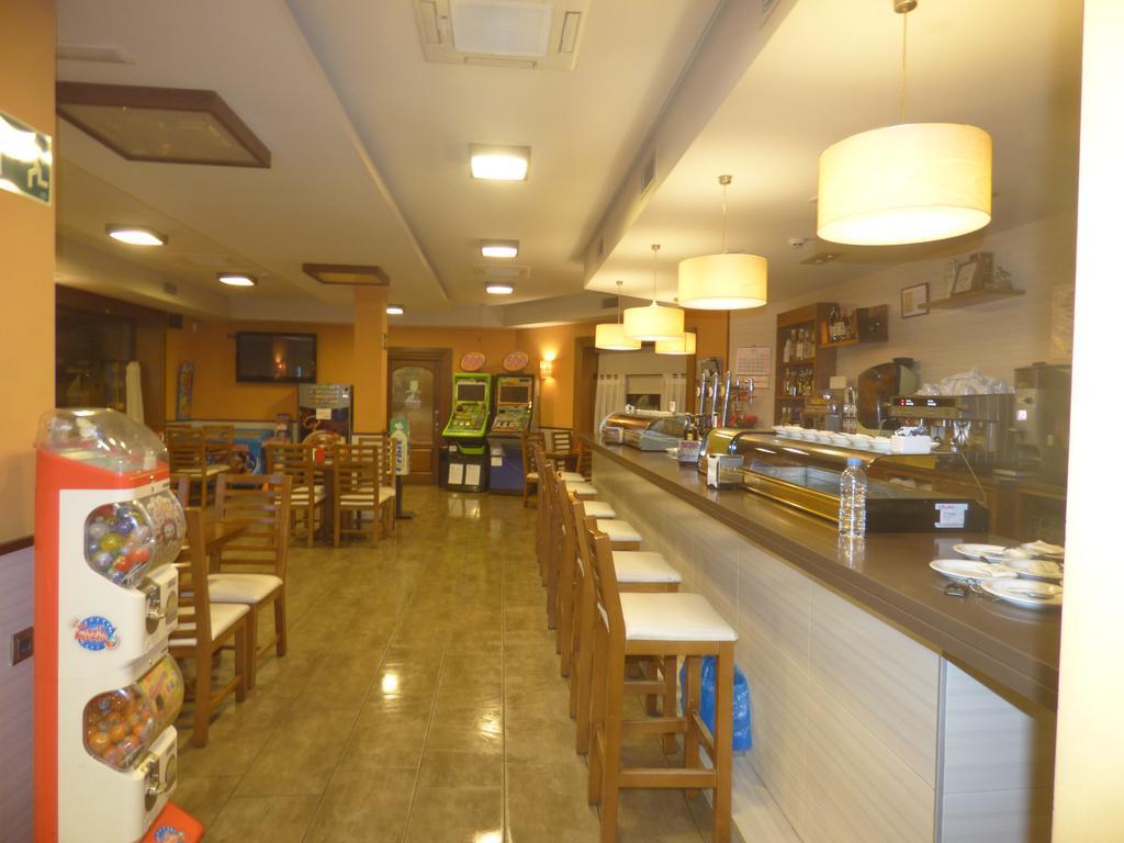 Hostal La Perdiz Sonseca ภายนอก รูปภาพ