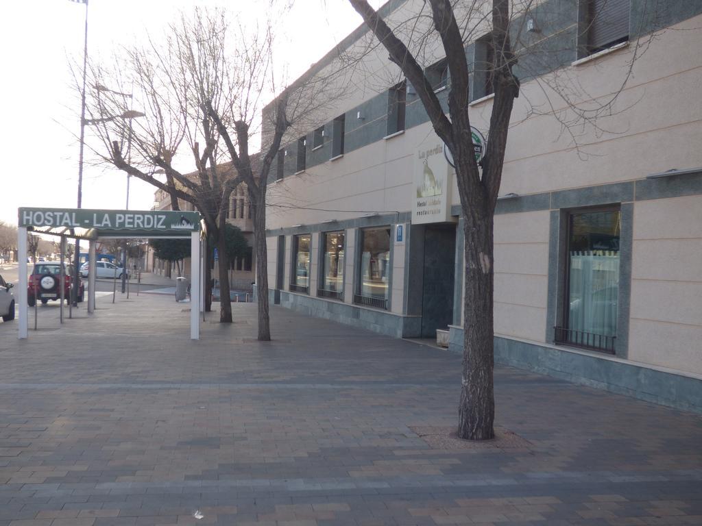Hostal La Perdiz Sonseca ภายนอก รูปภาพ