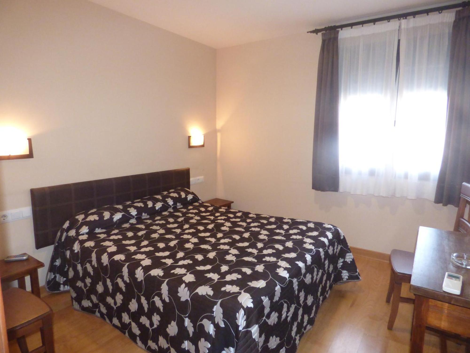Hostal La Perdiz Sonseca ภายนอก รูปภาพ