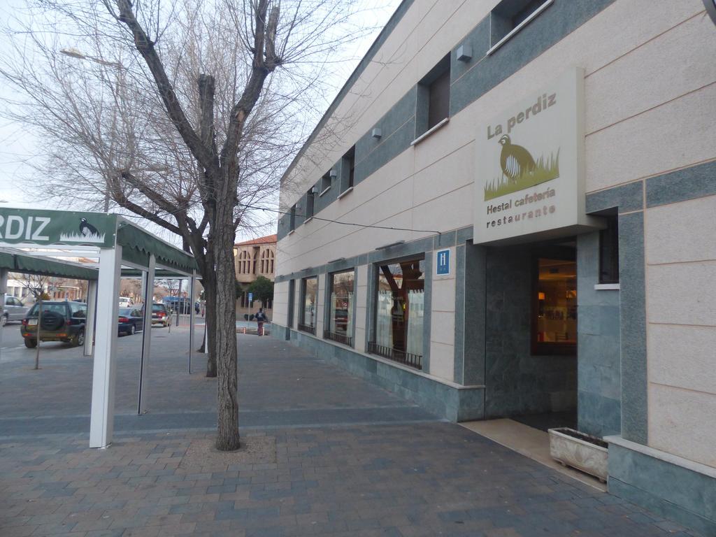 Hostal La Perdiz Sonseca ภายนอก รูปภาพ